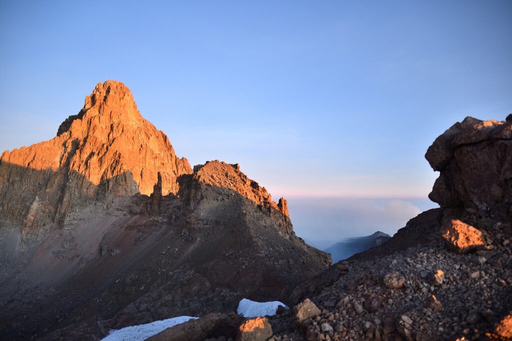 mount kenya, sunrise, mountain-7377812.jpg